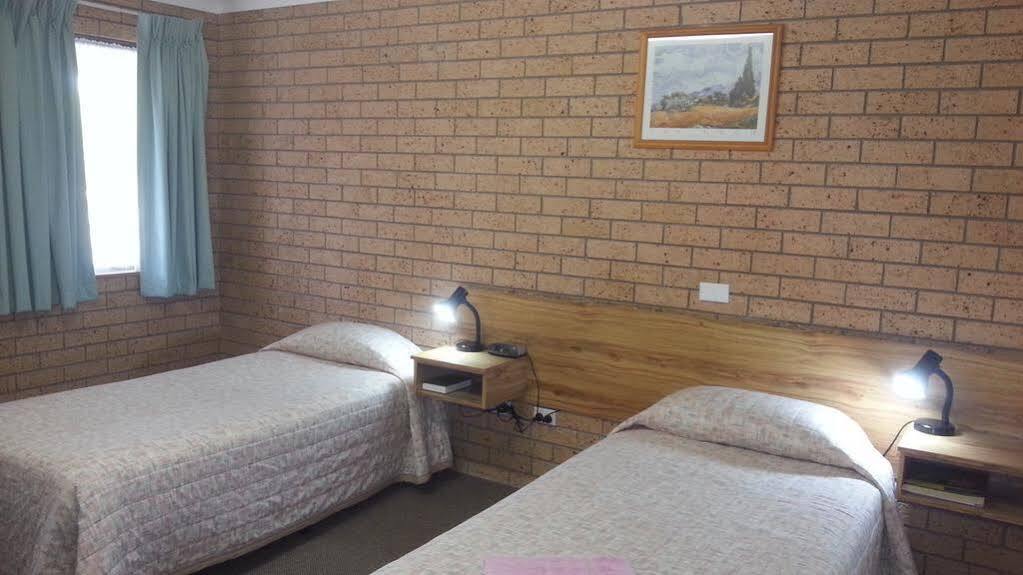 Three Ways Motel Gilgandra Exterior foto